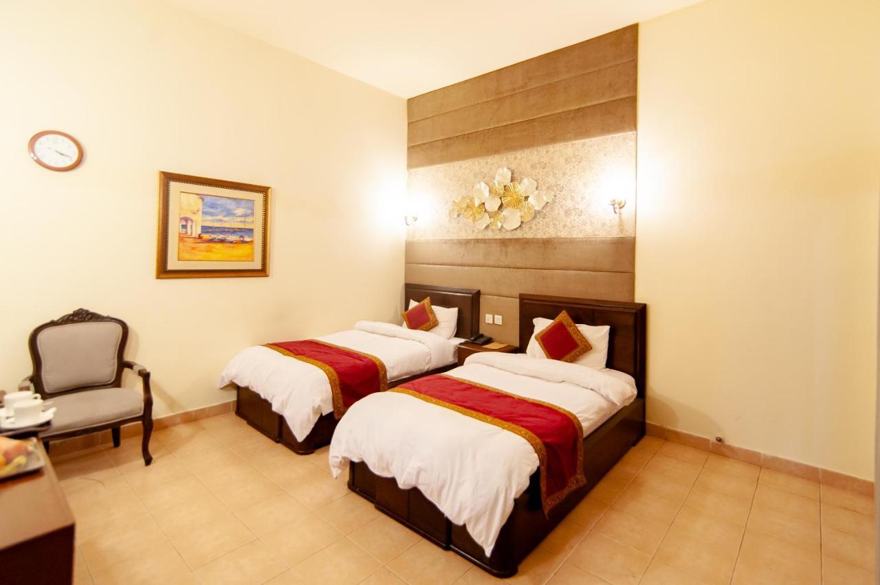 Shelton Guest House Islamabad Exterior photo